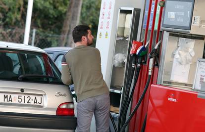 Umićević: Realno je očekivati da će cijene goriva dalje padati