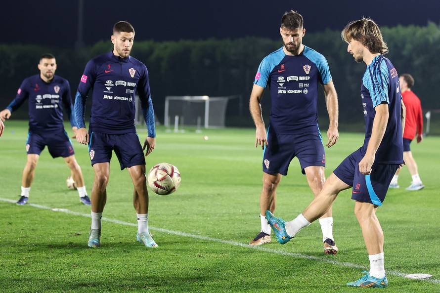 KATAR 2022 - Hrvatska nogometna reprezentacija odradila trening 