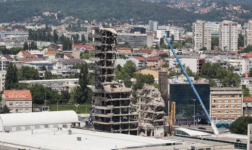 FOTO Pogledajte &scaron;to je ostalo od Vjesnika: Div polako nestaje...