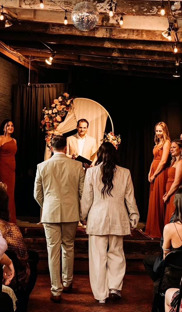 FOTO Sve više žena se udaje za gay muškarce zbog financijske i emocionalne podrške...