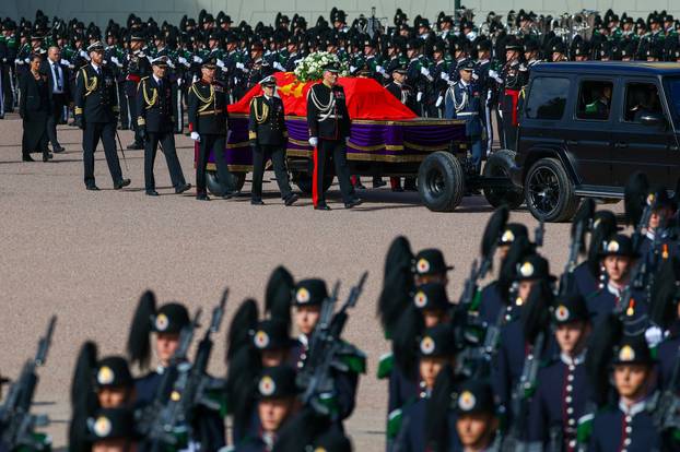 Norway lays King Harald to rest