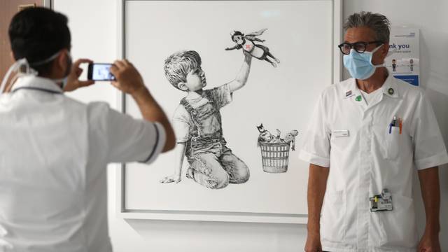 New Banksy artwork pays tribute to NHS heroes