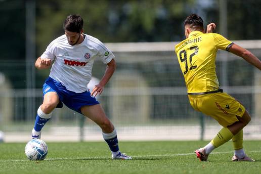 U&Zcaron;IVO Transferi: &Ccaron;lan srebrnih hajdukovaca ima novi HNL klub, Talijani u ofenzivi za Livakovi&cacute;a