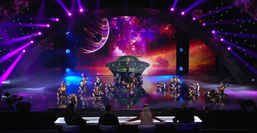 Plesačica na svili, harmonikaš Matej i plesna grupa Flik novi su finalisti showa 'Supertalent'