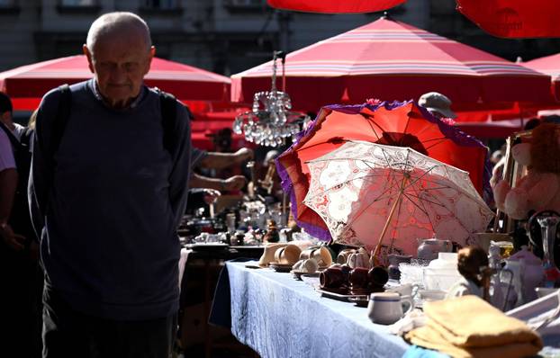 Zagreb: Sajam antikviteta na Britanskom trgu