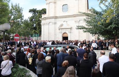 FOTO Posljednji ispraćaj trojice planinara koji su umrli u lavini