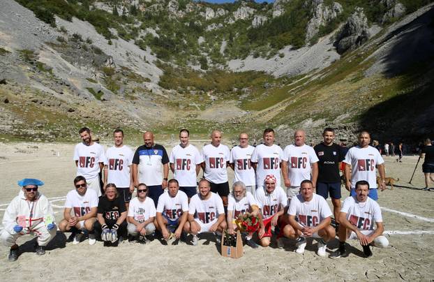 ARHIVA: Utakmica na dnu isušenog Modrog jezera koje danas doseže rekordan vodostaj