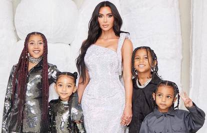 Kim Kardashian otkrila da djeci daje isti poklon svake godine za rođendan: Cijenit će to poslije