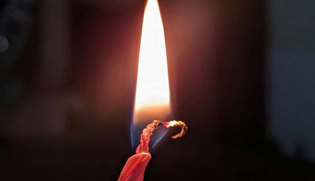 FOTO Jezive prognoze tipa koji tvrdi da je vremenski putnik: 'Što god činili, ne gledajte u to'