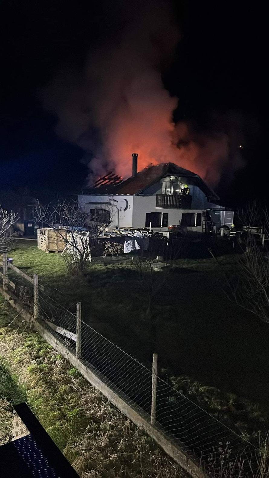 FOTO Kuću u Zagorju 'gutao' plamen: Muškarca uhitili zbog sumnje na izazvanje požara