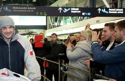 Cro Cop: Oproštajni meč samo ako uspijem sanirati koljeno...