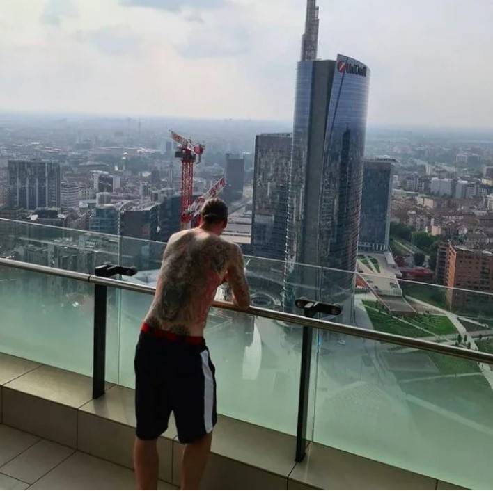 Zlatanova rezidencija vrijedi 4 milijuna eura: Penthouse u srcu Milana s bazenom usred zgrade