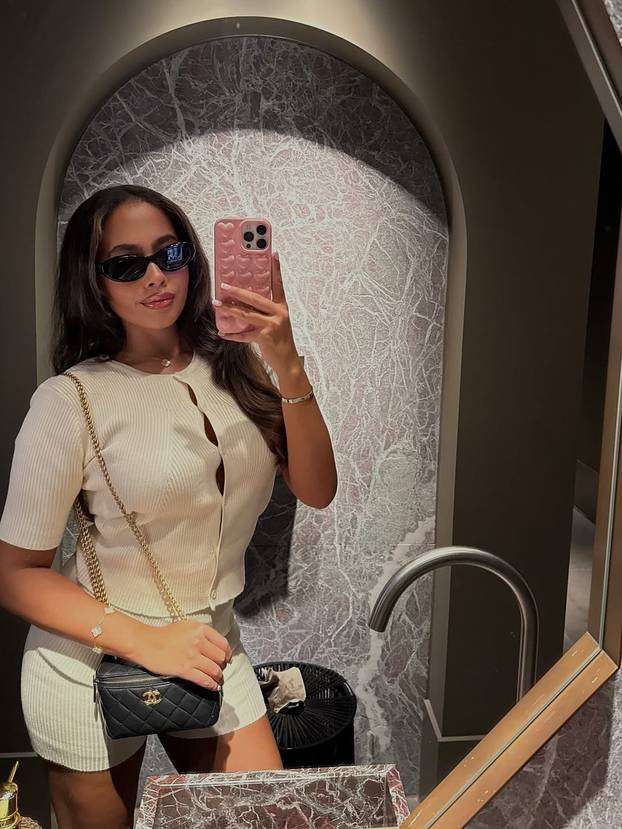 FOTO Ljepotica koja ljubi irskog junaka kvalifikacija za SP: 'Osjećam se kao u oblacima...'