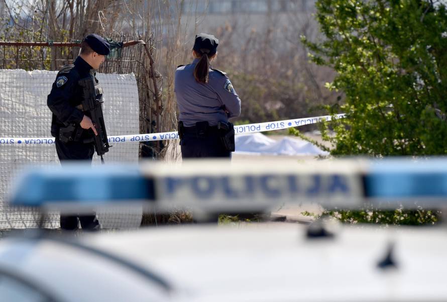 Ploče: Očevid nedaleko deponija gdje je pronađeno tijelo ubijenog muškarca