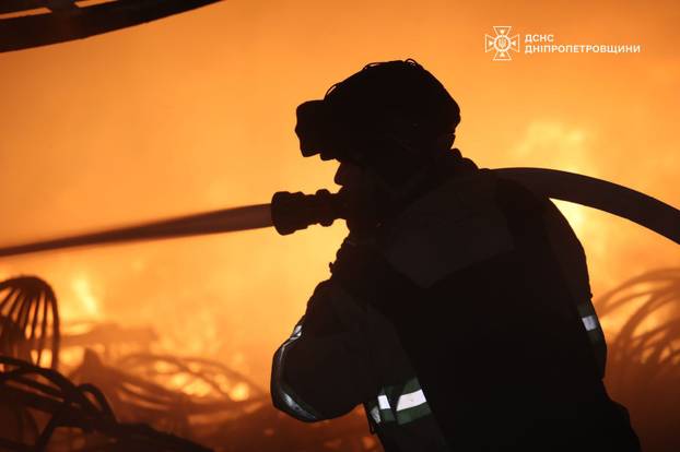 FOTO Rusi uoči pregovora o miru zasuli Ukrajinu raketama i dronovima:  Ubili su više civila...