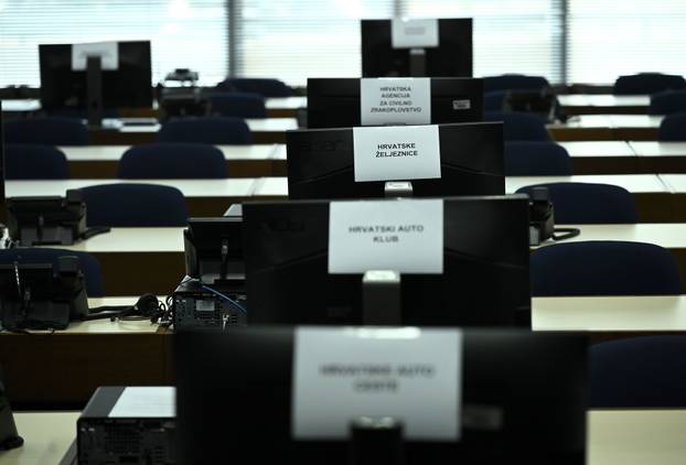 Zagreb: Obilazak Stožera za provedbu mjera sigurnosti povodom održavanja koncerta glazbenika Marka Perkovića Thompsona na prostoru Hipodroma