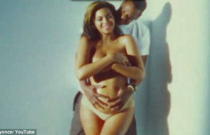 Polugola Beyonce napokon se pohvalila trudničkim trbuhom