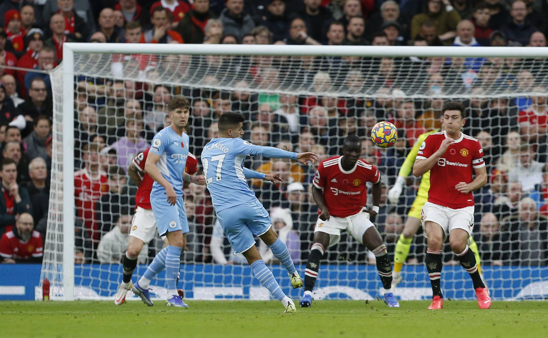 Premier League - Manchester United v Manchester City