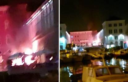 VIDEO Požar u Splitu: 'Izgorjela cijela nadstrešnica kod hotela'