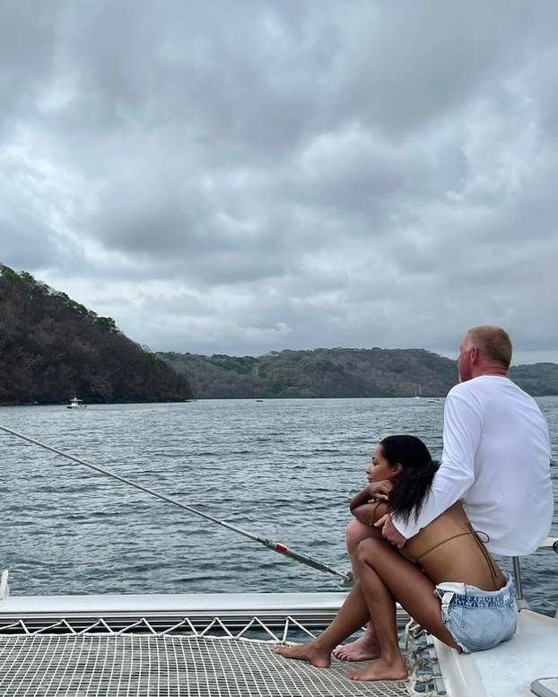 FOTO Tko je ljepotica koja ljubi Borisa Beckera? Govori čak pet jezika, završila je 3 fakulteta...