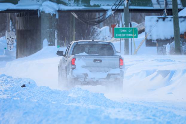 Winter storm hits Buffalo, New York