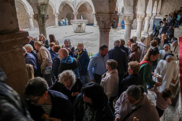 Trogir: Jedinstveni blagdan Suhi Petak u svetištu sv. Križ na Čiovu