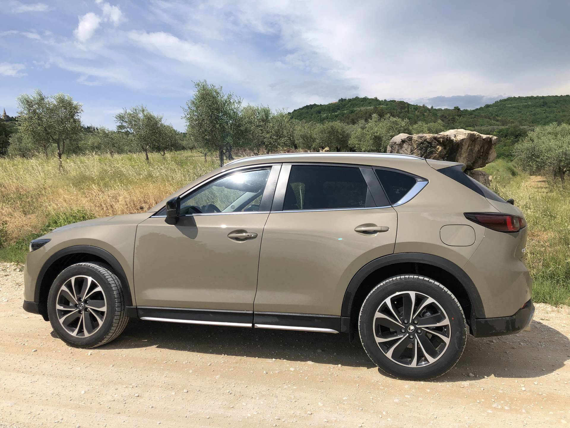 Obnovljena Mazda CX-5 ostala je potpuno drugačija od drugih