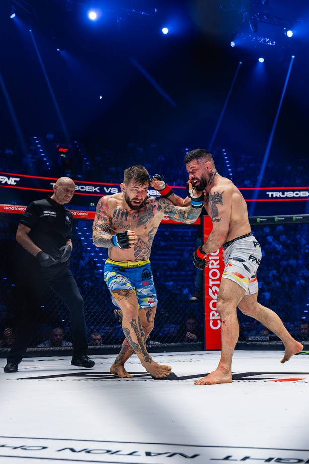 FOTO FNC ljepotice su zavladale Münchenom: Meri Goldašić, Valentina Miletić, ring djevojke