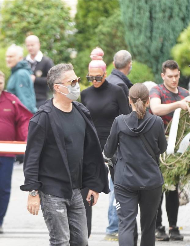 Funeral of songwriter and hitmaker Marina Tucakovic at the New Cemetery.