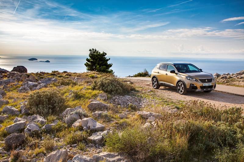 Novi Peugeot 3008: Napredni SUV koji osvaja tržište