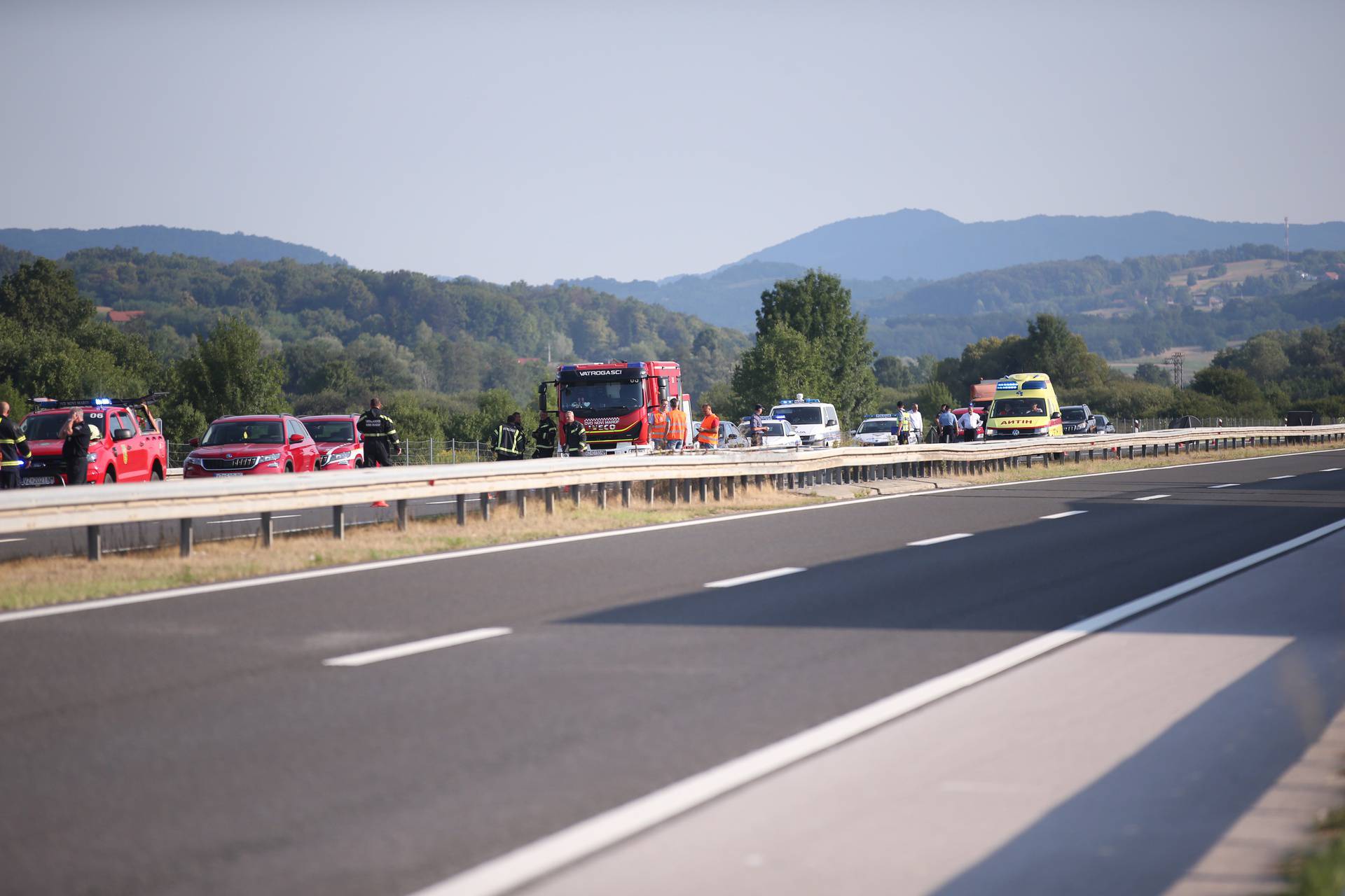 Teška nesreća na A4: Sletio autobus, više poginulih, veći broj teško ozlijeđenih