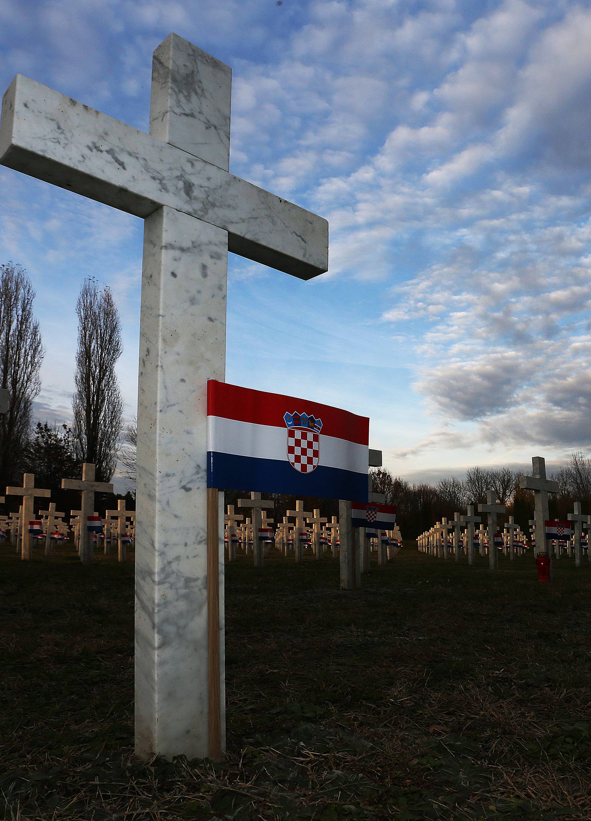 'Toliko je nestalih jer  još uvijek ne znamo sve lokacije ubijenih'