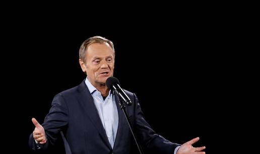 Tusk ostao bez vozačke dozvole, jurio 100 na sat kroz naselje