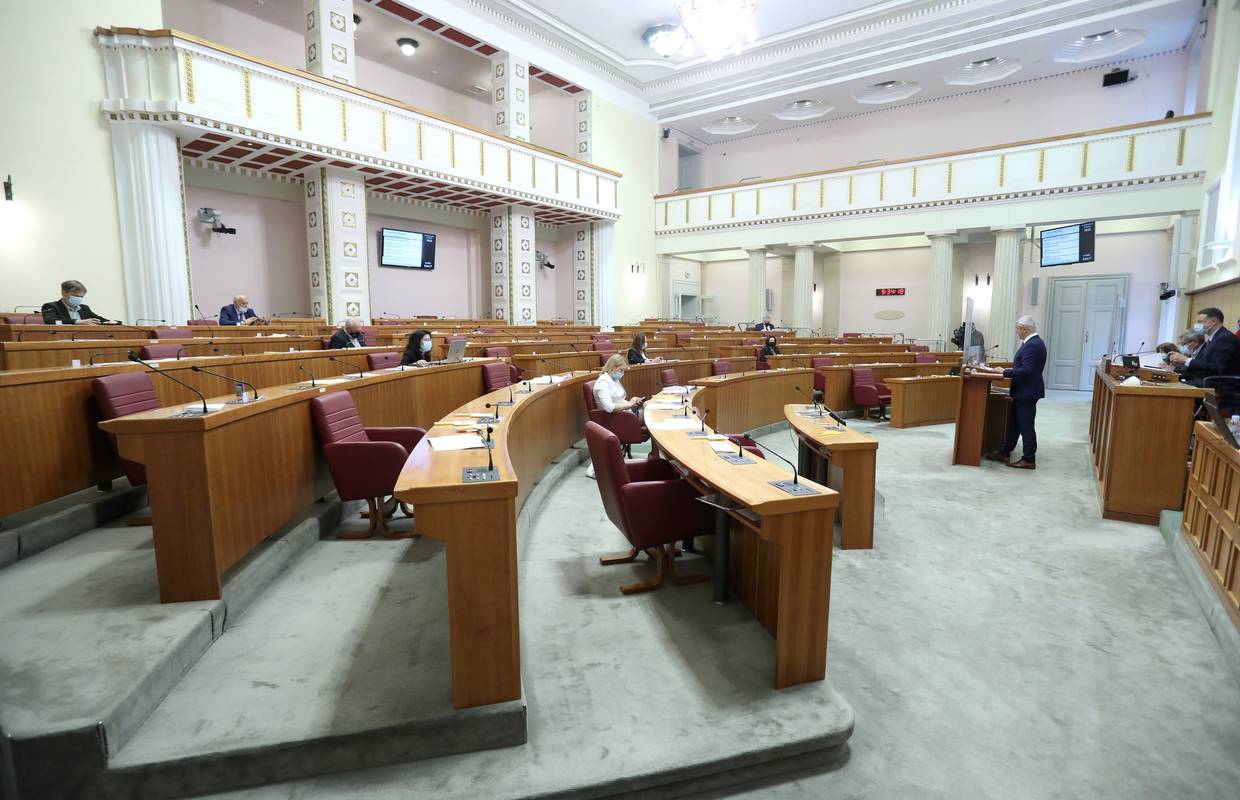 Narod ih plaća za rad u Saboru, a njih nema: Tek 8 zastupnika jutros došlo na radno mjesto