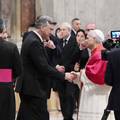 FOTO Andrej Plenković susreo se s papom Lavom XIV. u Vatikanu:  'Hrvatski narod čvrsto stoji...'
