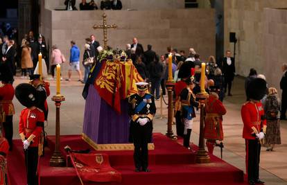 Pogreb kraljice Elizabete koštao je Britance 162 milijuna funti...