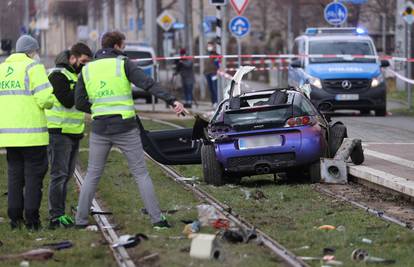 Užas u Leipzigu: Vozač se autom zabio među ljude, troje mrtvih