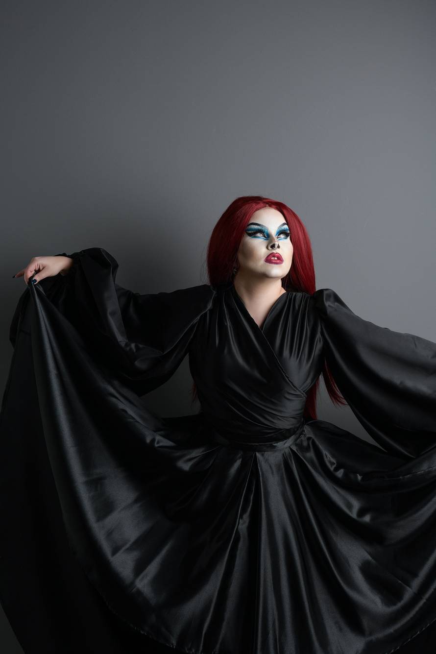 'Jedini sam ženski drag queen u zemlji, otac me vozi na gaže'