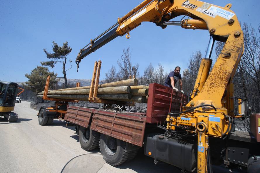 Piloti kanadera: Ovo je majka svih požara, to još nismo vidjeli