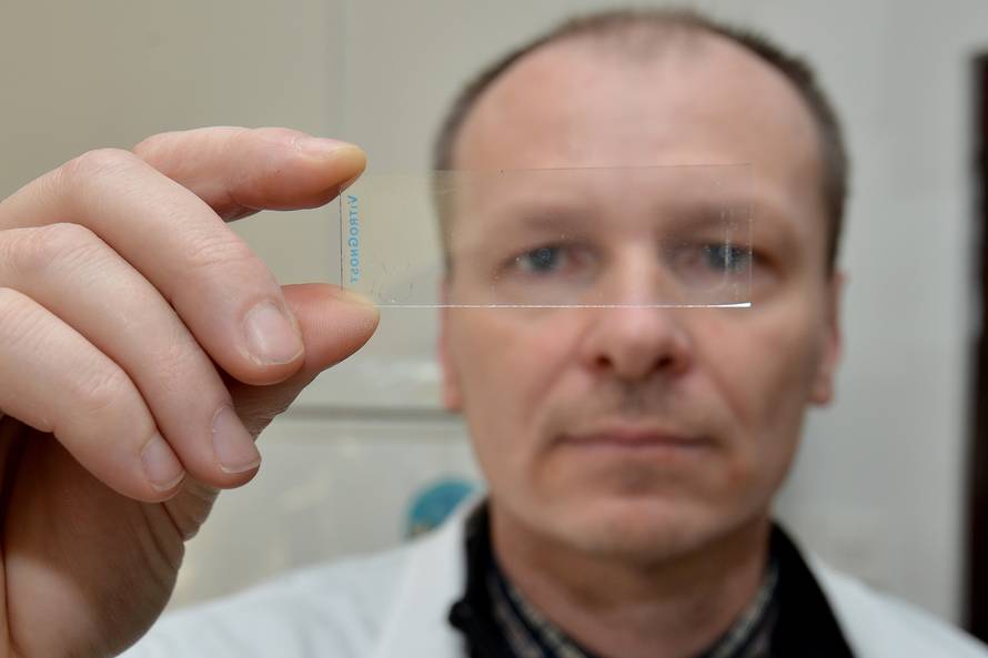 'Virus nije došao iz laboratorija i toplo vrijeme ga neće uništiti'