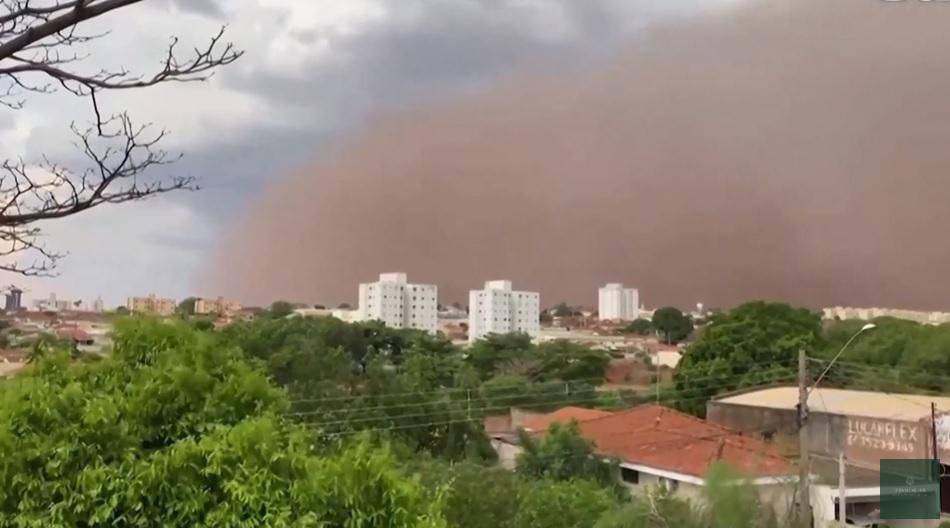 VIDEO Pješčana oluja smrti: Dan je postao noć, sunce je nestalo. Najmanje šest ljudi poginulo