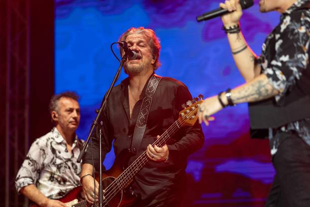 Pula: Parni valjak održao koncert u prepunoj Areni 