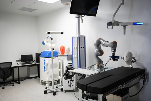 Zagreb: Obilazak Fakulteta strojarstva i brodogradnje