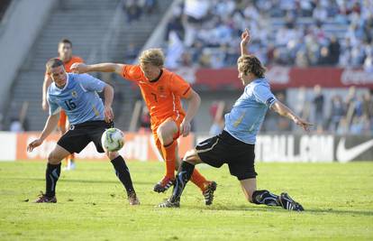 Urugvaj na penale pobijedio 'oranje' u reprizi 1/2 finala SP-a