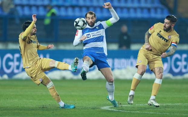 Osijek i Hajduk sastali se u četvrtfinale SuperSport Hrvatskog nogometnog kupa