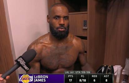 VIDEO Kralju, nešto ti viri dolje! LeBron razgovara s novinarima, a 'alatka' želi pobjeći van...