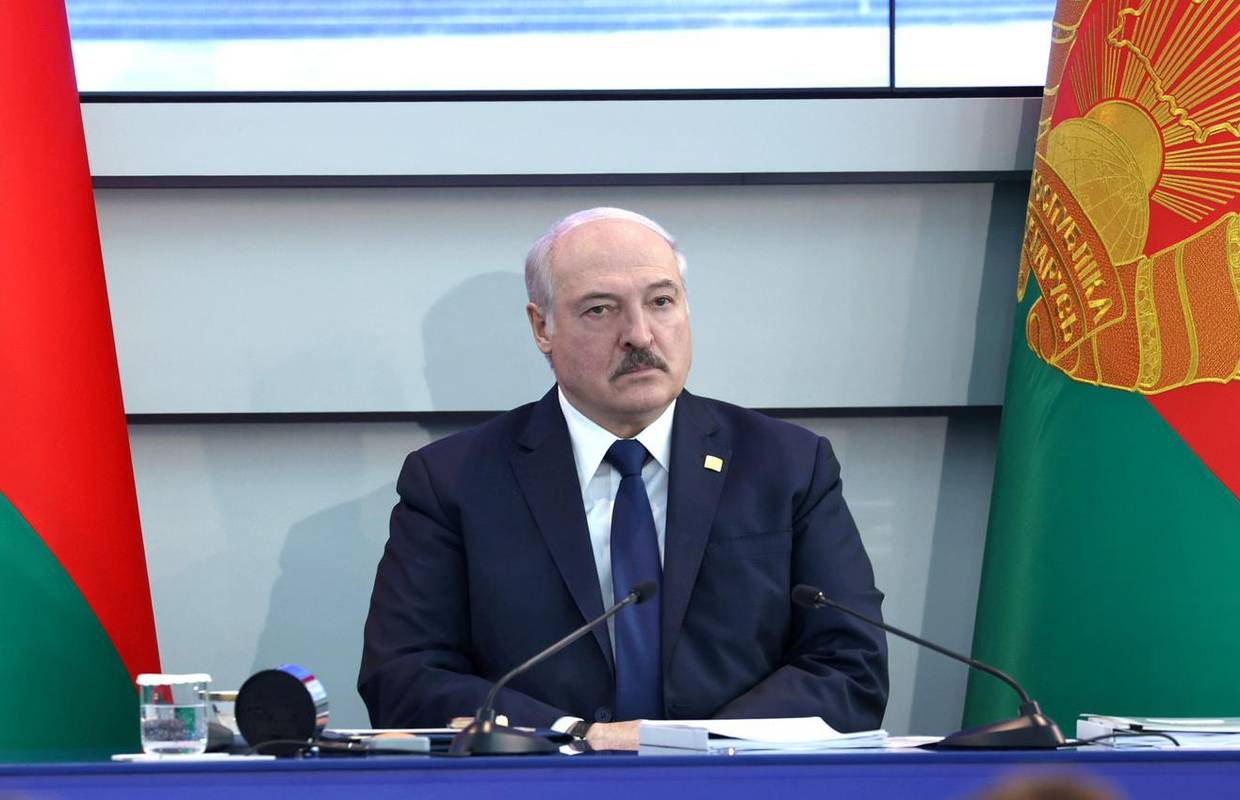 Lukašenko poslao ratni avion na Ryanairov let i prisilio ga da sleti kako bi uhitili blogera