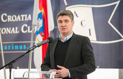 Milanović Srbiji: Niste se baš proslavili reakcijom na Šešelja