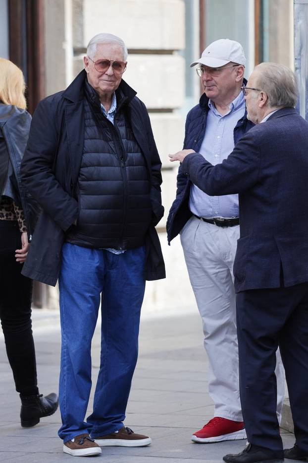 Zagreb: Josip Radeljak prošetao gradom