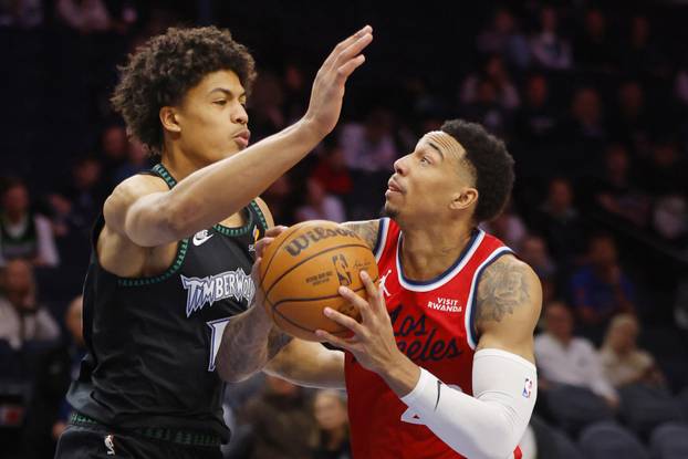 NBA: Los Angeles Clippers at Minnesota Timberwolves